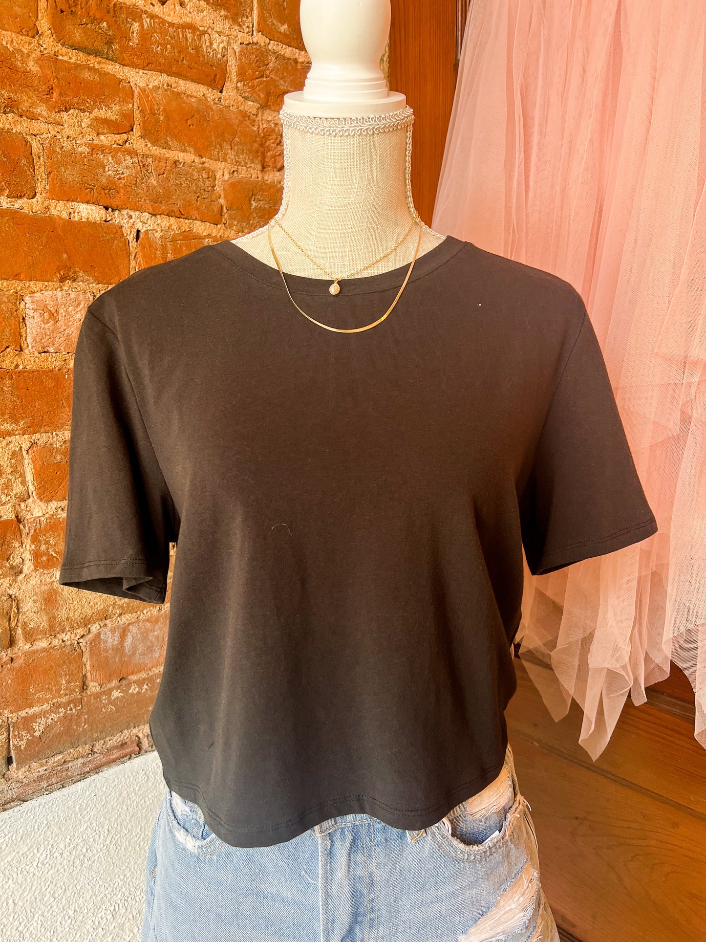 Black Crop Tee